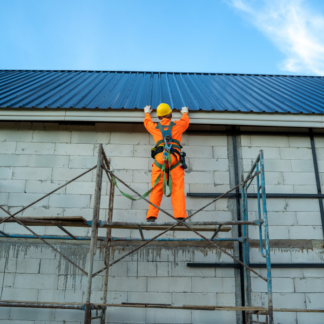 Introduction to working at height training for workplace safety